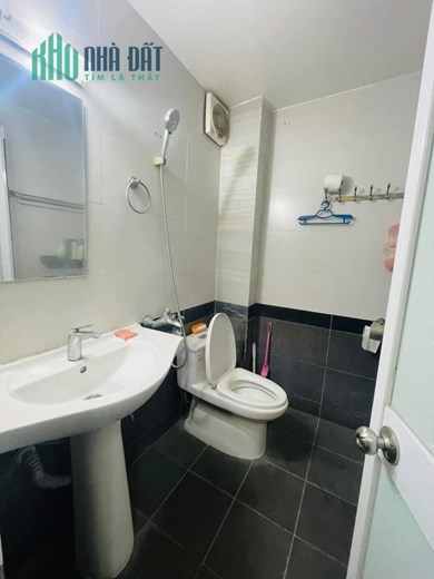 Bán nhà Yên Phúc, Hà Đông, 40m2, 3 tầng, 4m mặt tiền, 4,2 tỷ.