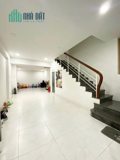 NHÀ ĐẸP NGUYÊN HỒNG 64M2 - 4X16 - ĐƯỜNG 14M - KHU VIP - SỔ ĐẸP- GIÁ 13.5 TỶ