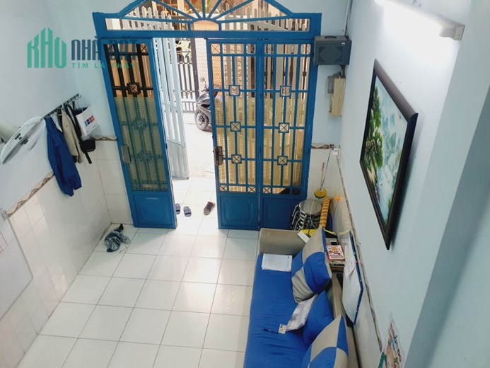 Bán nhà Mễ Cốc P15 Q8 3.2m x 10m 2 Tầng 2PN Chỉ: 2.65 Tỷ