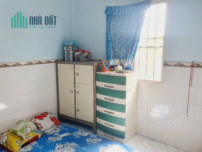 Bán nhà Mễ Cốc P15 Q8 3.2m x 10m 2 Tầng 2PN Chỉ: 2.65 Tỷ