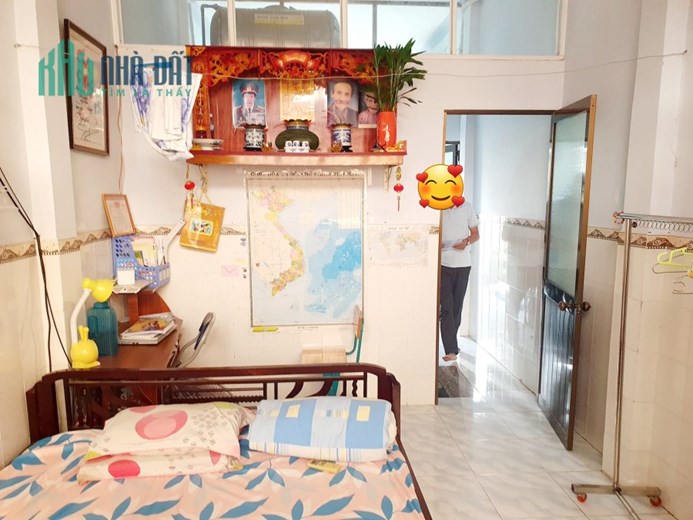 Bán nhà Mễ Cốc P15 Q8 3.2m x 10m 2 Tầng 2PN Chỉ: 2.65 Tỷ