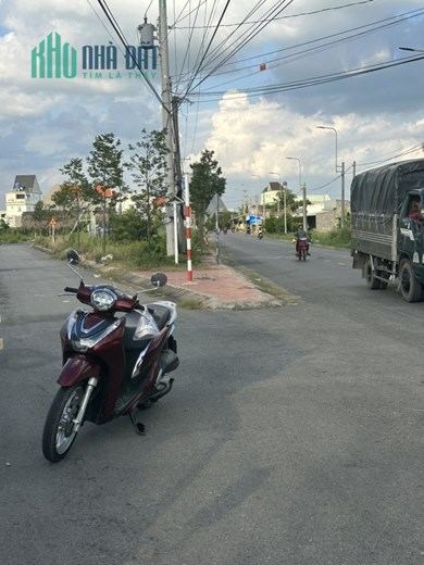 Cần bán 2 lô đất f0 ở ngây khu dân cư và khu công nghiệp An Nhựt Tân Tân Trụ Long An