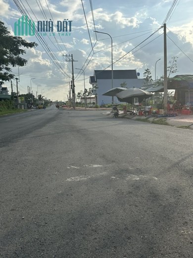 Cần bán 2 lô đất f0 ở ngây khu dân cư và khu công nghiệp An Nhựt Tân Tân Trụ Long An