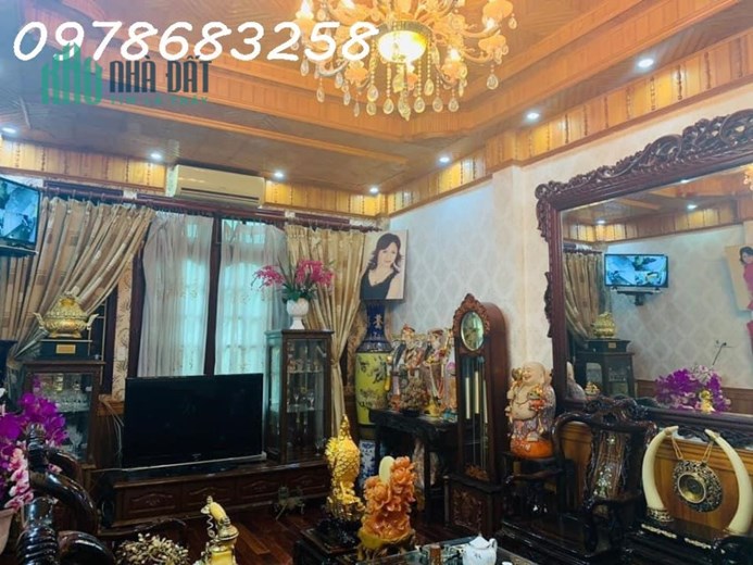 Bất ngờ! Nhà phố Trường Chinh 56m2 5 tầng MT5m NGÃ TƯ SỞ giá siêu tốt