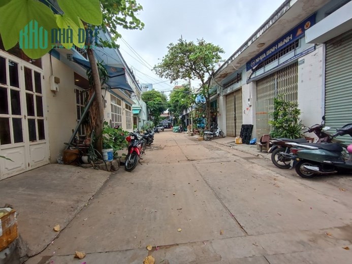 Tân Phú nhỉnh 4 tỷ tỷ diện tích 70m2 nhà mới  2 tầng An Ninh