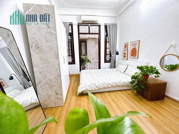 LÀ NHẤT, CCMN TÂN TRIỀU YÊN XÁ. 8 TẦNG THANG MÁY, NHỈNH 8 TỶ