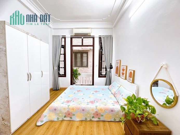 LÀ NHẤT, CCMN TÂN TRIỀU YÊN XÁ. 8 TẦNG THANG MÁY, NHỈNH 8 TỶ