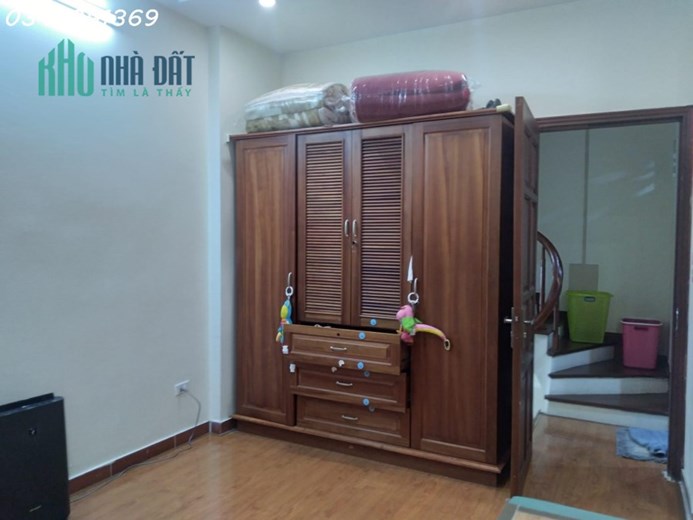 Bán Apartment 94m2 phố Ngọc Hà, Ba Đình 9 Tầng Thang máy Nhập Doanh thu 2 tỷ/năm Giá 19.4 Tỷ