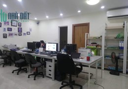 Chính chủ bán gấp căn hộ 89 Phùng Hưng đang làm văn phòng tầng đẹp 70m2 Giá rẻ 2.1 tỷ