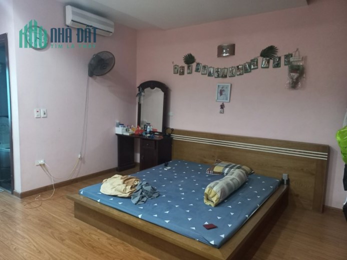 NHÀ PHỐ Ô CÁCH  - Ở -  KINH DOANH NGAY - FULL NỘI THẤT