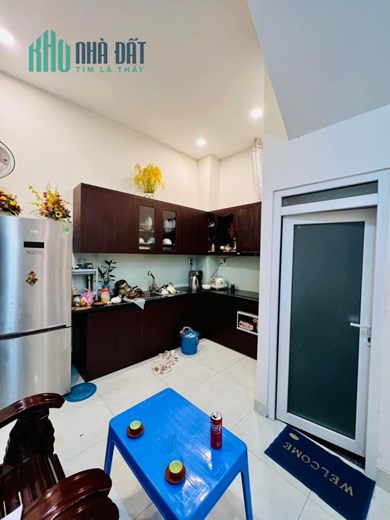 NHÀ DƯƠNG QUẢNG HÀM - GÒ VẤP - 3 TẦNG BTCT - CÁCH HXH 1 CĂN - SỔ VUÔNG ĐẸP - 36M2 - 4.75 TỶ TL