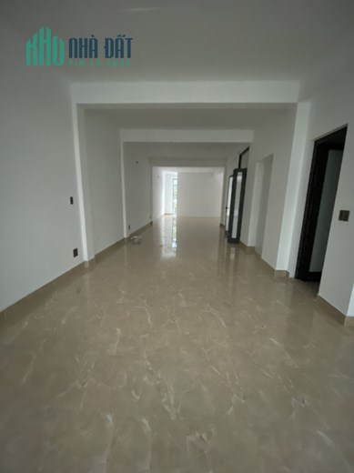 Cho thuê shophouse liền kề Time Garden Hạ Long 100m2, 5 tầng đường Lê Thánh Tông