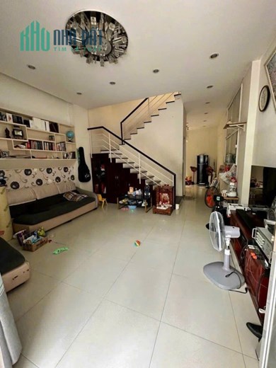 Bán nhà Gò Vấp, 108 Phan Huy ích, 70m2, hẻm 5m chỉ 5.5 tỷ thương lượng