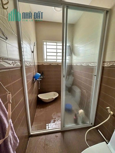 Bán nhà Gò Vấp, 108 Phan Huy ích, 70m2, hẻm 5m chỉ 5.5 tỷ thương lượng