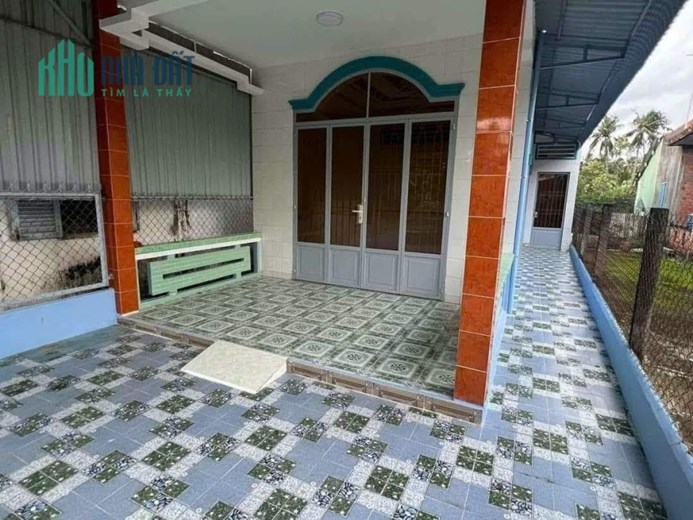 Cần bán căn nhà đẹp ở TP Tân An