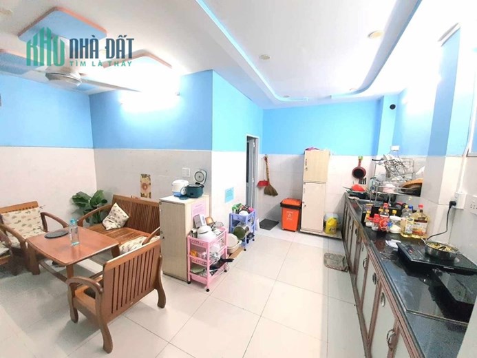 NHÀ LÔ GÓC KHU VIP NGUYỄN CỬU VÂN phường 17 Bình Thạnh, 3 BƯỚC RA HẺM XE TẢI  -----75M2 2 TẦNG ----