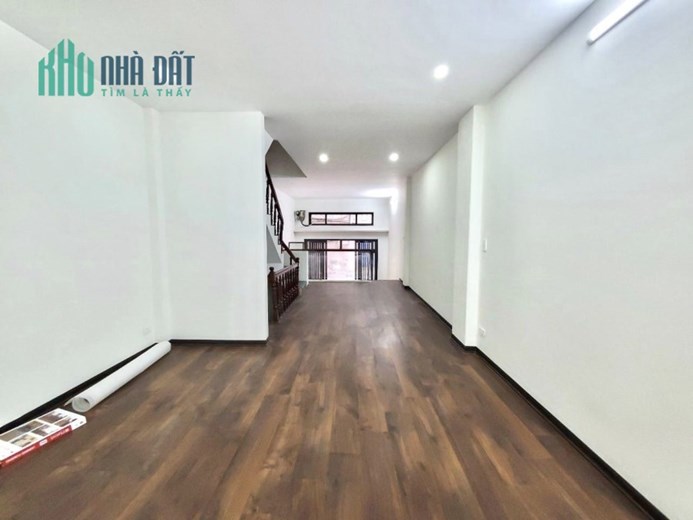 BÁN NHÀ TRẦN DUY HƯNG, CẦU GIẤY 50m2 5tầng KD ngõ thông gần phố