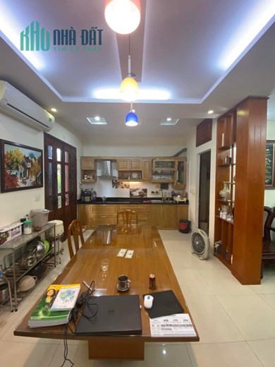 Bán LK KĐT Trung văn Vinaconex3,Nam Từ Liêm. DT 70m x 5T. MT 5m, . Giá 13,5 tỷ.LH: 0964769634