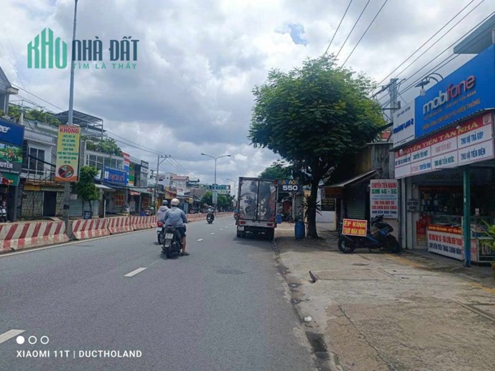 Bán nhà 3 tầng 385m2 mặt tiền  tặng dãy trọ Thuận An, Bình Dương Ngay Vincom Plaza Dĩ An