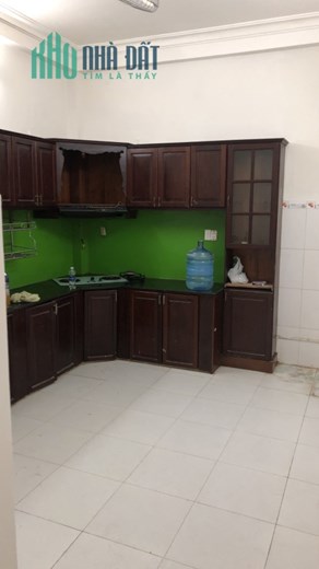 CHO THUÊ nhà 3 tầng HXH Hòa Hưng Quận 10 – Giá thuê 18 triệu/tháng 4PN 3WC gần chợ Hoà Hưng, Vạn