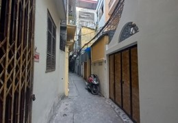 Bán gấp nhà MT 5m Ngõ Kim Mã giá 14 tỷ DT 90m2, xây 4 tầng