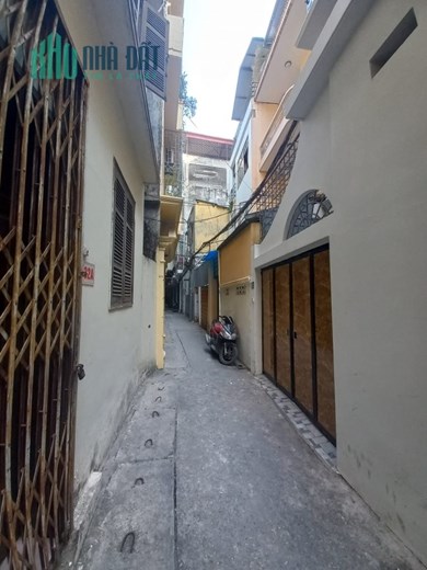Bán gấp nhà MT 5m Ngõ Kim Mã giá 14 tỷ DT 90m2, xây 4 tầng