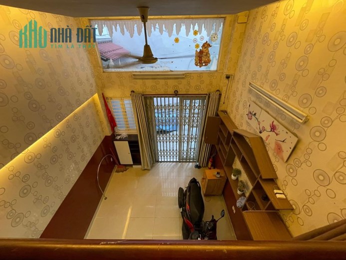 CHO THUÊ nhà Bùi Thị Xuân Quận 10 gần chợ Phạm Văn Hai – Giá thuê 8 triệu/tháng cách sân bay 2km