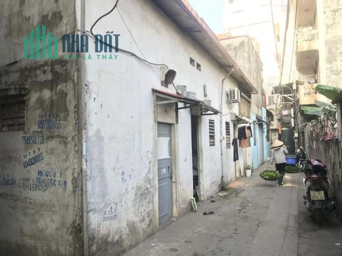 Bán Nhà C4 Phố Trần Cung 200m2, Lô góc , gần Phố ngõ nông rộng , giá đầu tư chỉ hơn 80tr/m2,