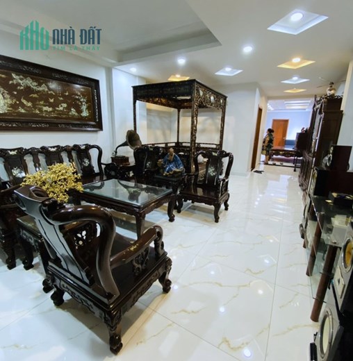 Bán nhà 2 Mặt Tiền đường KD ngay Kinh Dương Vương, 1 hầm 5 Lầu DTSD 700m2, Giá ~ 20 tỷ