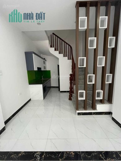 Hiếm! Còn 01 căn duy nhất 32m2 x 4T xây mới ngay chợ Ngọc Trục giá nhỉnh 2,99 Tỷ. LHTT 0963 866 916