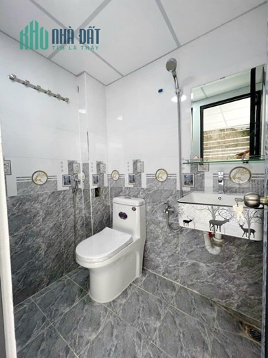 Nhà mới 3 tầng hẻm ô tô Nguyễn Thị Tần P2Q8 -  Giá 6.6 Tỷ