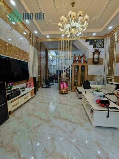 Bán nhà đường Huỳnh Tấn Phát, 4 tầng, giá 4,95 tỷ