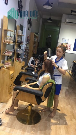 EM CẦN SANG GẤP TẤT CẢ CỬA HÀNG ĐỒ CAO CẤP Do Em Bệnh ko lam dc, Phải chăm 3 con nhỏ ko có thời
