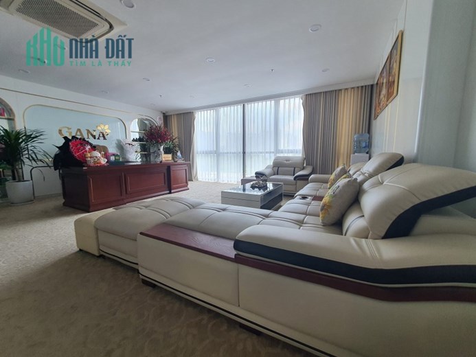 Bán nhà mặt phố Nguyễn Thị Định, căn góc, vỉa hè, Kd đỉnh, Mt rộng hiếm, 48 tỷ