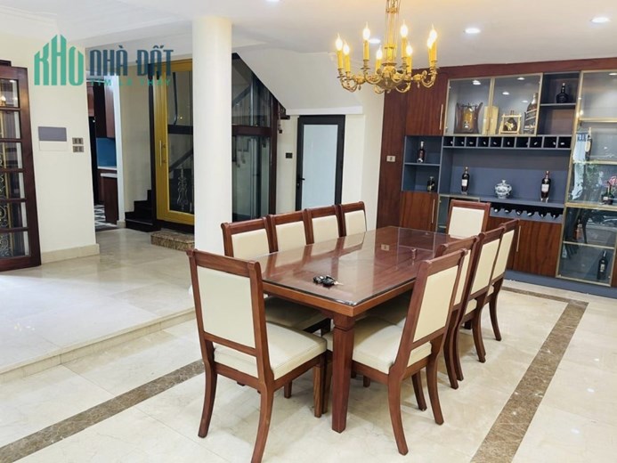 SIÊU PHẨM BỒ ĐỀ, GARA, THANG MÁY, NỘI THẤT ĐẲNG CẤP 12.4 TỶ