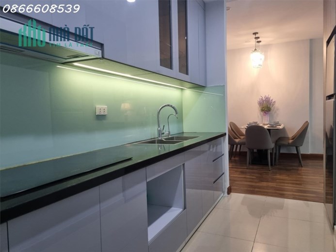 Bán gấp căn hộ Goldmark City 84m2 2PN 2wc full NT lung linh, ban công ĐN giá 3.45 tỷ