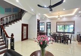 SIÊU PHẨM BỒ ĐỀ, Ô TÔ, THANG MÁY, NỘI THẤT ĐẲNG CẤP 12.3 TỶ