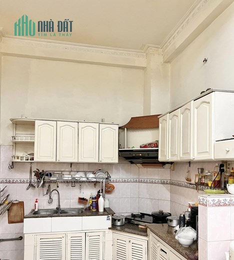 Nhà bán Q10, ô tô quay đầu, 20m ra MT, 50m2, 4 tầng, 6PN, chỉ 180tr