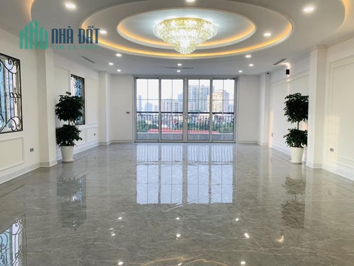 ( HẠ 5 TỶ) BÁN TÒA VP MẶT PHỐ TRUNG KÍNH 135M2, 7T THANG MÁY, KD ĐỈNH.