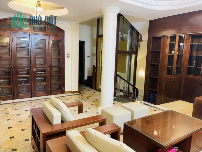 SIÊU PHẨM NGUYỄN SƠN, GARA, THANG MÁY, NỘI THẤT NHẬP KHẨU 12.3 TỶ