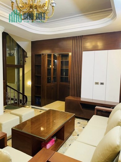 BIỆT THỰ NGUYỄN SƠN, GARA, THANG MÁY, NỘI THẤT ĐẲNG CẤP 12.1 TỶ