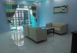 Bán nhà 2 tầng thoáng-100m2-Ô tô đến cổng-Đường 475-Phước Long B-Quận 9.