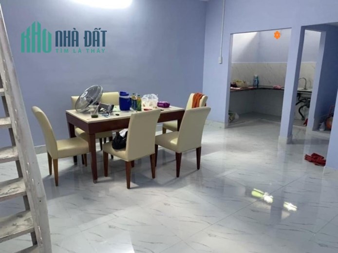 Bán nhà 2 tầng thoáng-100m2-Ô tô đến cổng-Đường 475-Phước Long B-Quận 9.
