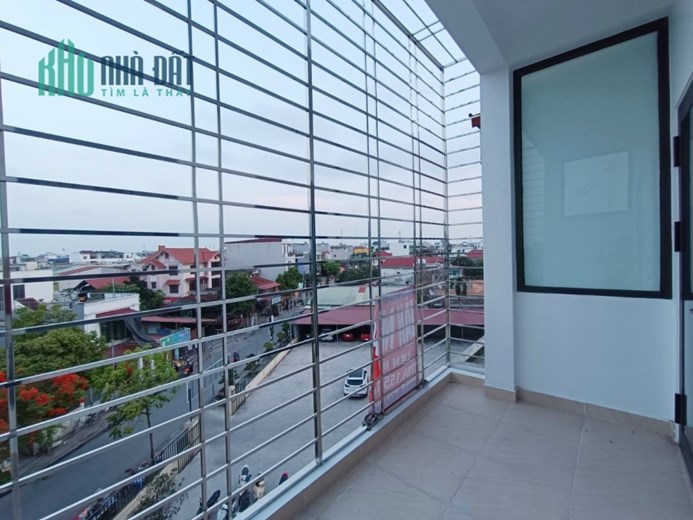 Bán nhà xây mới độc lập 4 tầng lô 16 Lê Hồng Phong giá 6.4 tỉ cực đẹp