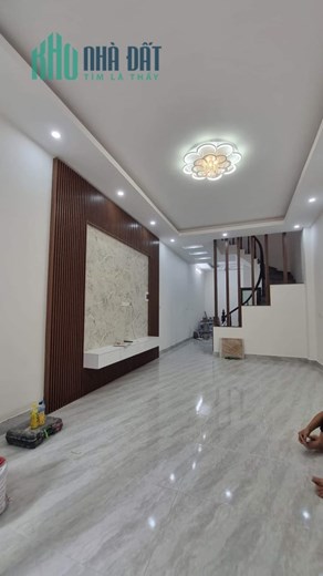 BÁN NHÀ NGUYỄN ĐỨC CẢNH 40M 5T. HƠN 4 TỶ KD, Ô TÔ MẶT NGÕ THÔNG