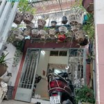 Bán nhà 2 Tầng nở hậu Tài Lộc Quận 4, có sân riêng để xe, đầy đủ nội thất vào ở ngay
