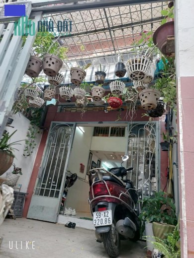 Bán nhà 2 Tầng nở hậu Tài Lộc Quận 4, có sân riêng để xe, đầy đủ nội thất vào ở ngay