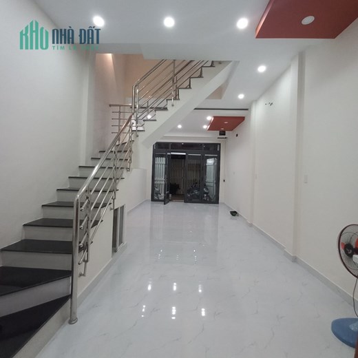 Nhà Sài Gòn Gía Rẻ, 4 Tầng 190M2, Xe hơi đỗ cửa, Quận 7