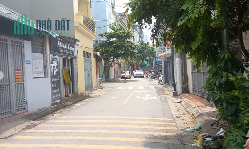 SANG NHƯỢNG QUÁN LÒNG VÀ BÚN ĐẬU  ĐỊA CHỈ 188 CHÙA QUỲNH, HAI BÀ TRƯNG, HÀ NỘI