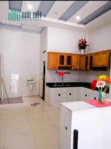 Cho thuê nhà 1T2L 4pn sân đậu ô tô đường 11 Trường Thọ